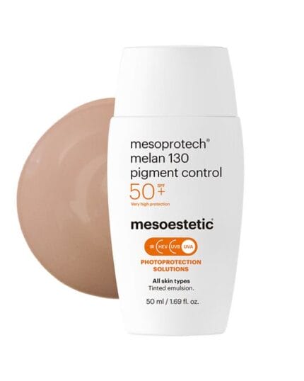 mesoprotech melan 130 pigment control SPF 50+ Flasche und Produkttextur, erhältlich bei Mel’s Beauty & Academy in 5212 Hausen AG