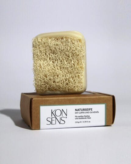 KONSENS Olivenseife mit natürlichem Luffa für sanftes Peeling und Reinigung.